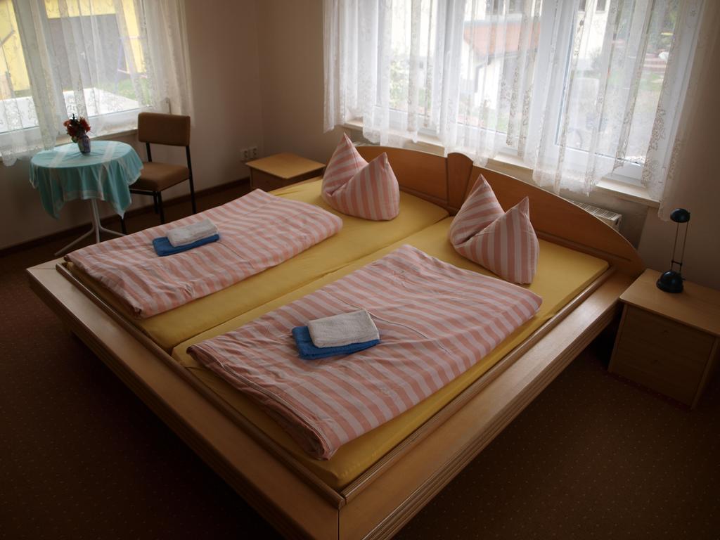 Die Frohliche Einkehr Pension Siebenlehn Room photo